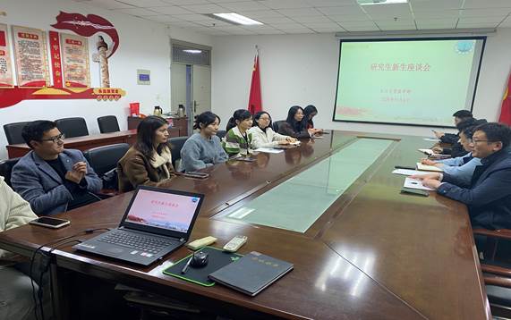 9CCEB94C1A8DBD598575251C232D56C6 9CCEB94C1A8DBD598575251C232D56C6